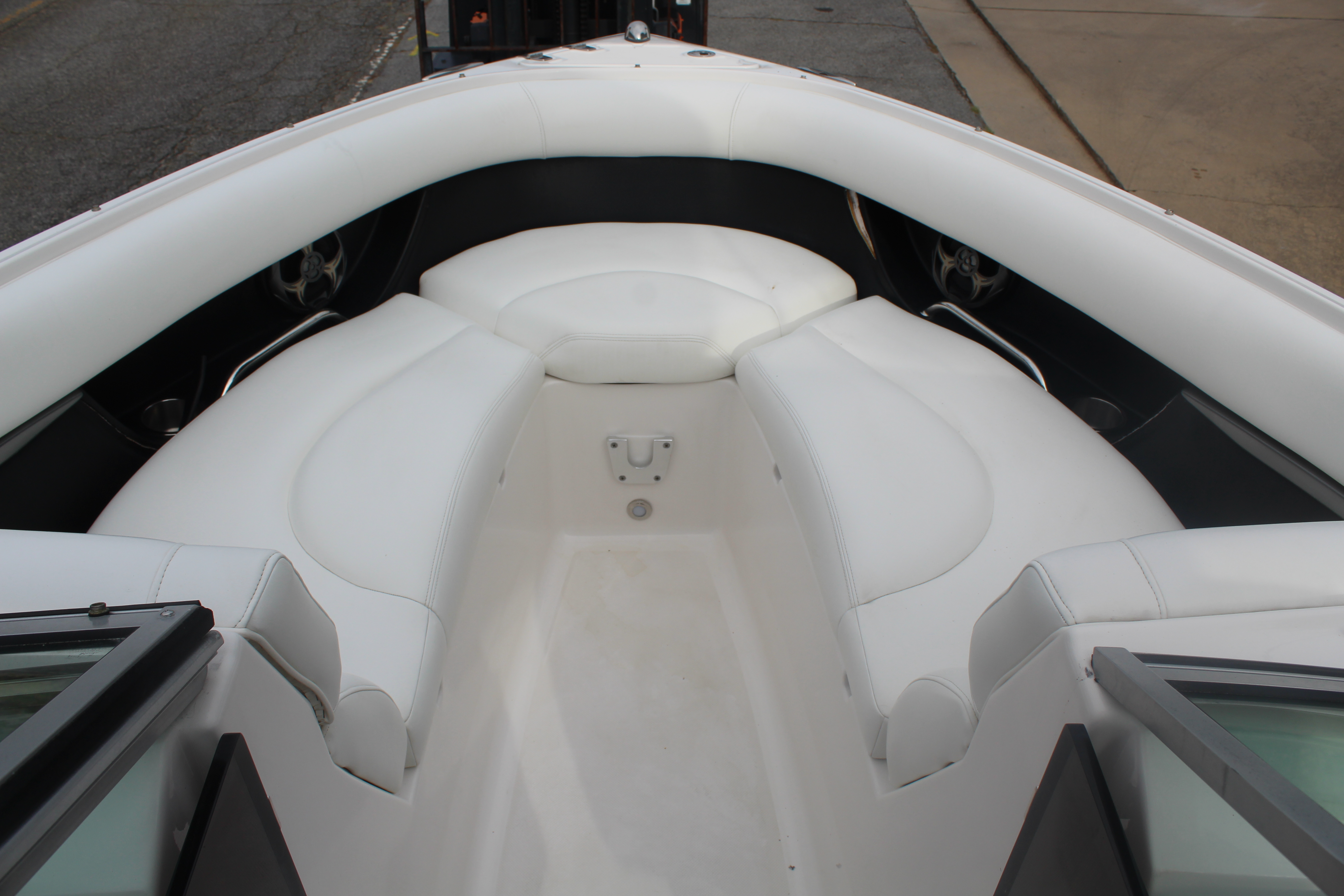 2012 Regal 2300