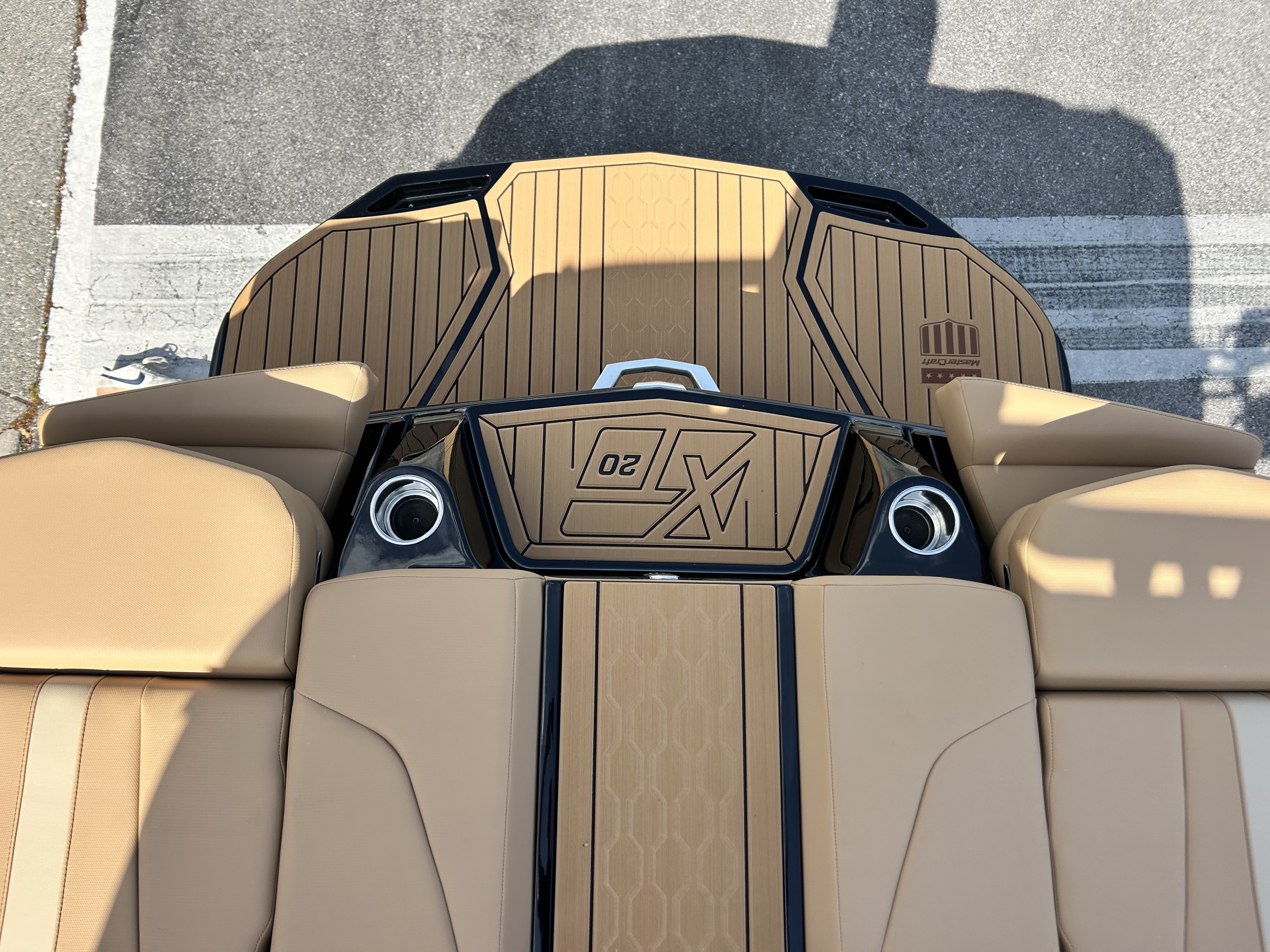 2025 MasterCraft XT20
