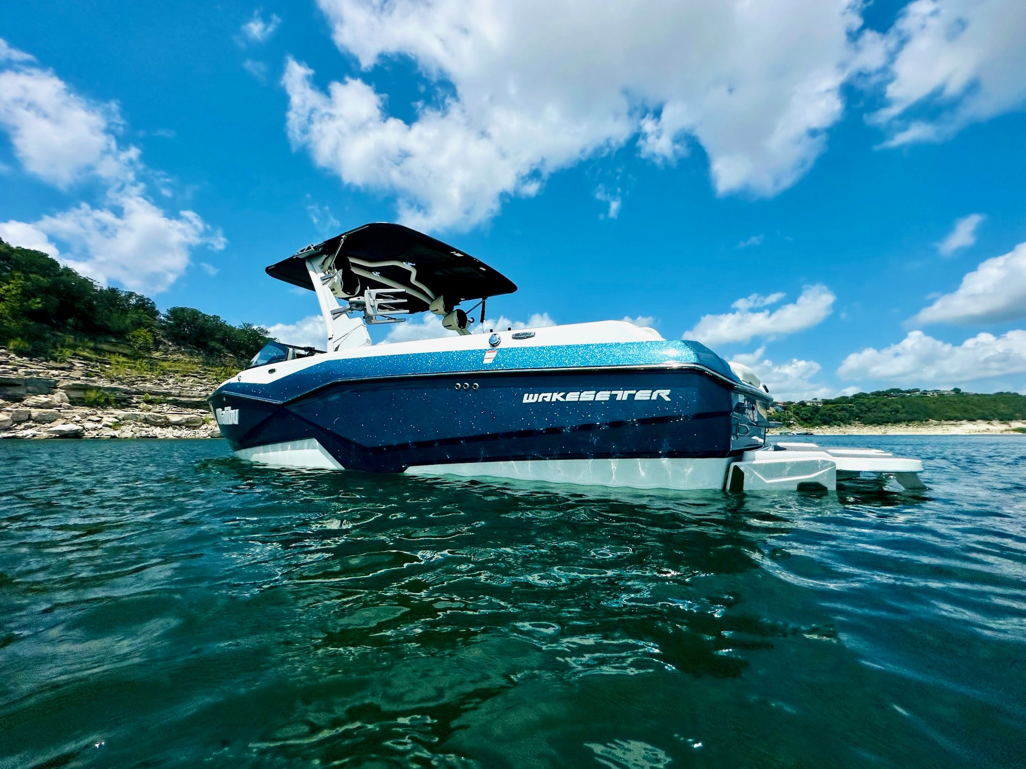 2023 Malibu Boats 25 LSV