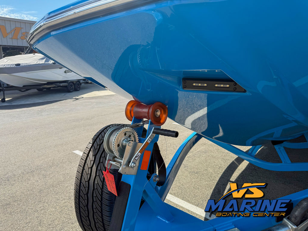 2022 MOOMBA Makai