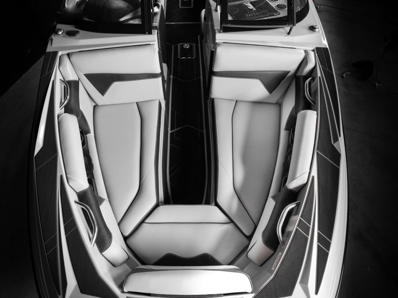 2025 Supreme S240 All Gray Icon