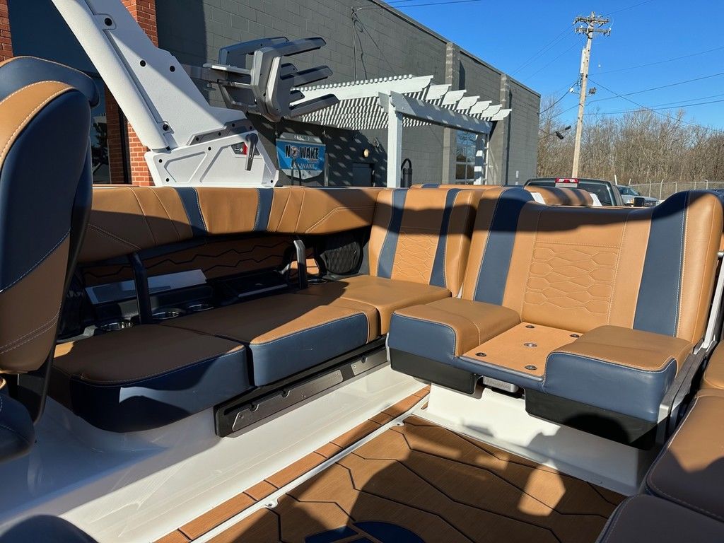 2025 Malibu Boats 23 MXZ