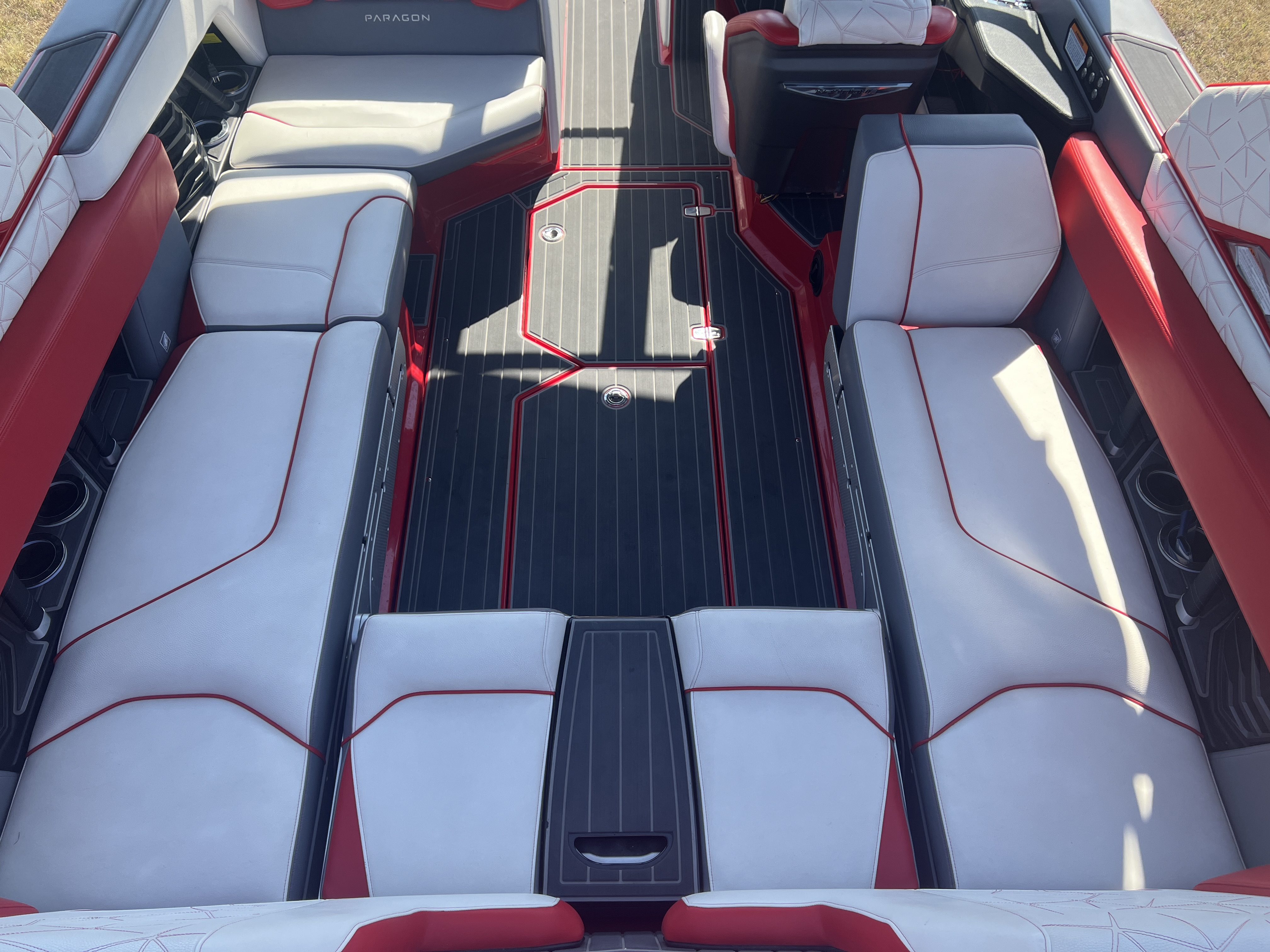 2021 Super Air Nautique G23 Paragon / 2024 Boatmate Trailer
