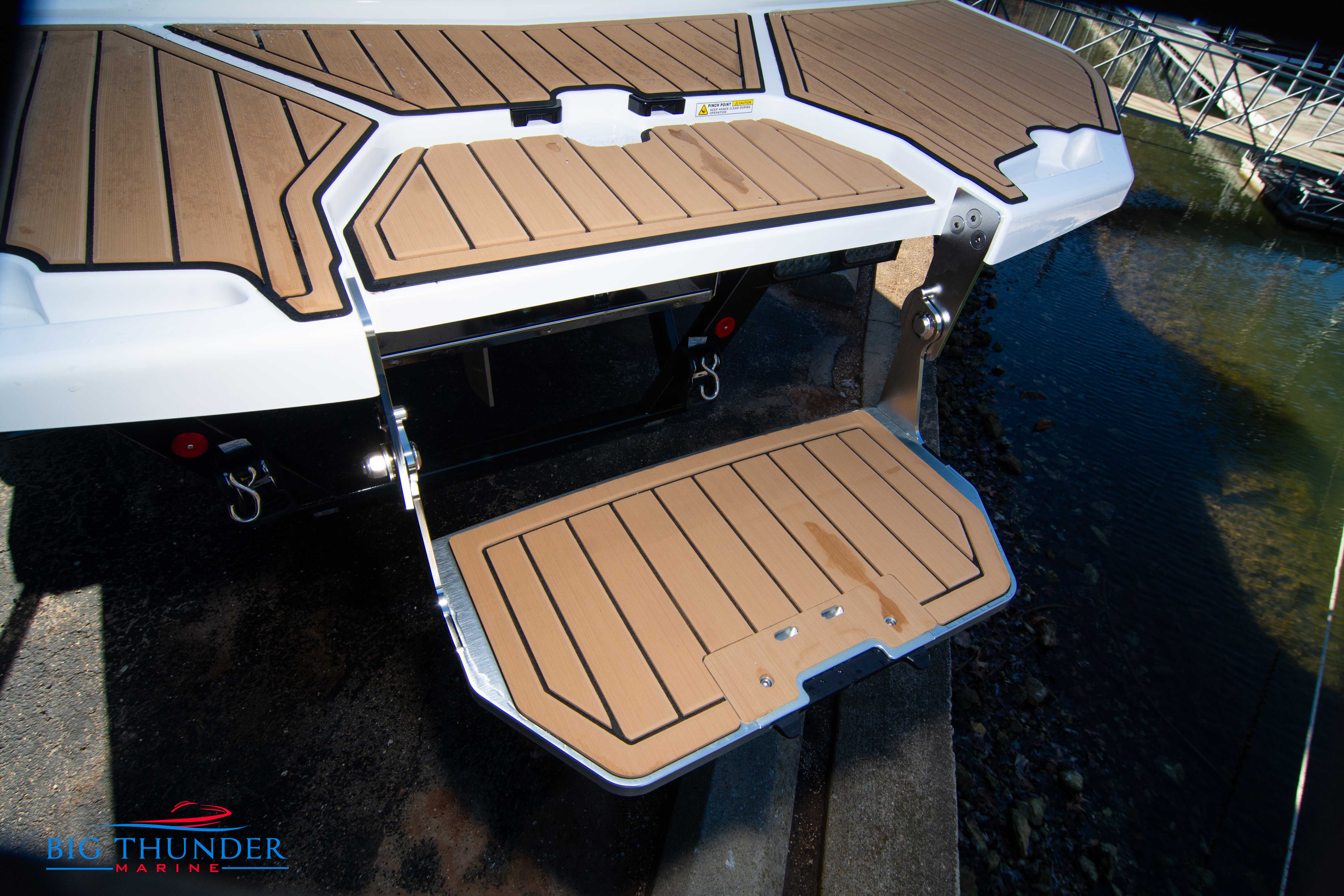 2024 Mastercraft XT25
