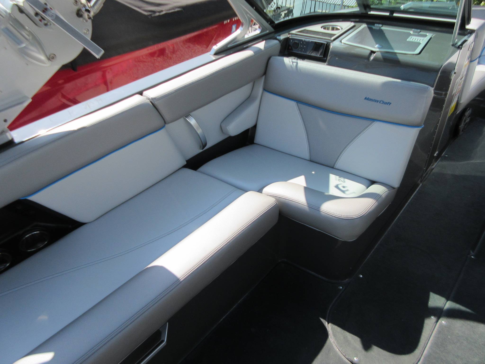 2017 Mastercraft XT23