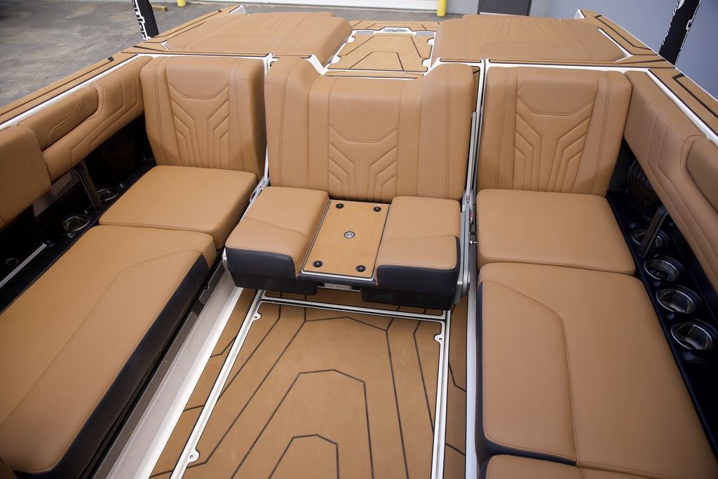 2025 Malibu Boats 25 LSV