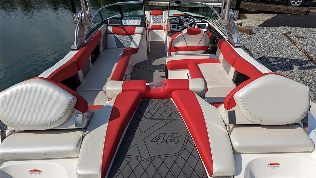 2014 MasterCraft X46- 6.2L w/ Trailer