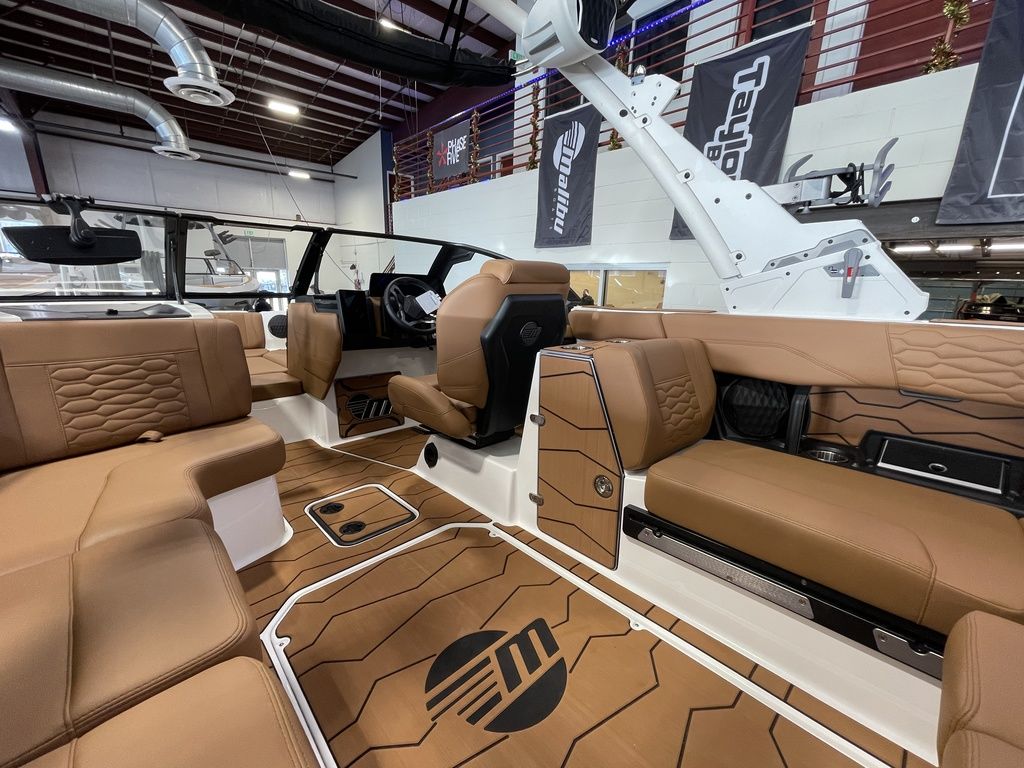 2025 Malibu Boats 24 MXZ