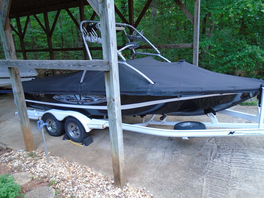 Air Nautique 216 Team Edition