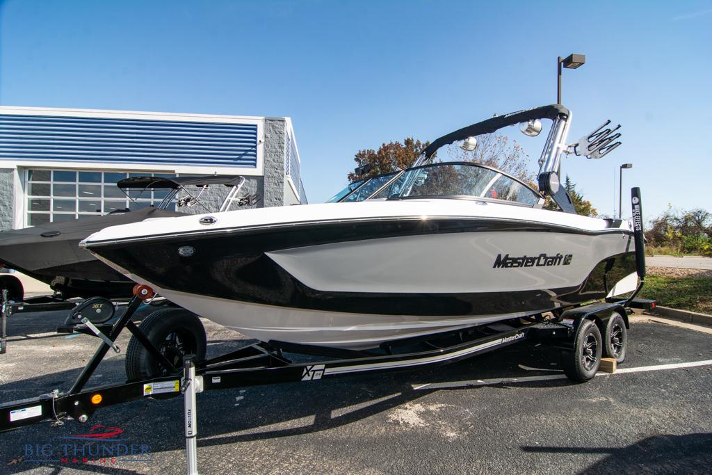 2023 Mastercraft XT24