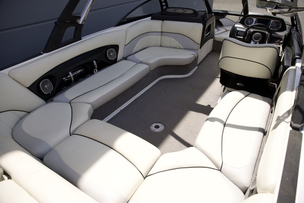 2011 Malibu Boats 23 LSV