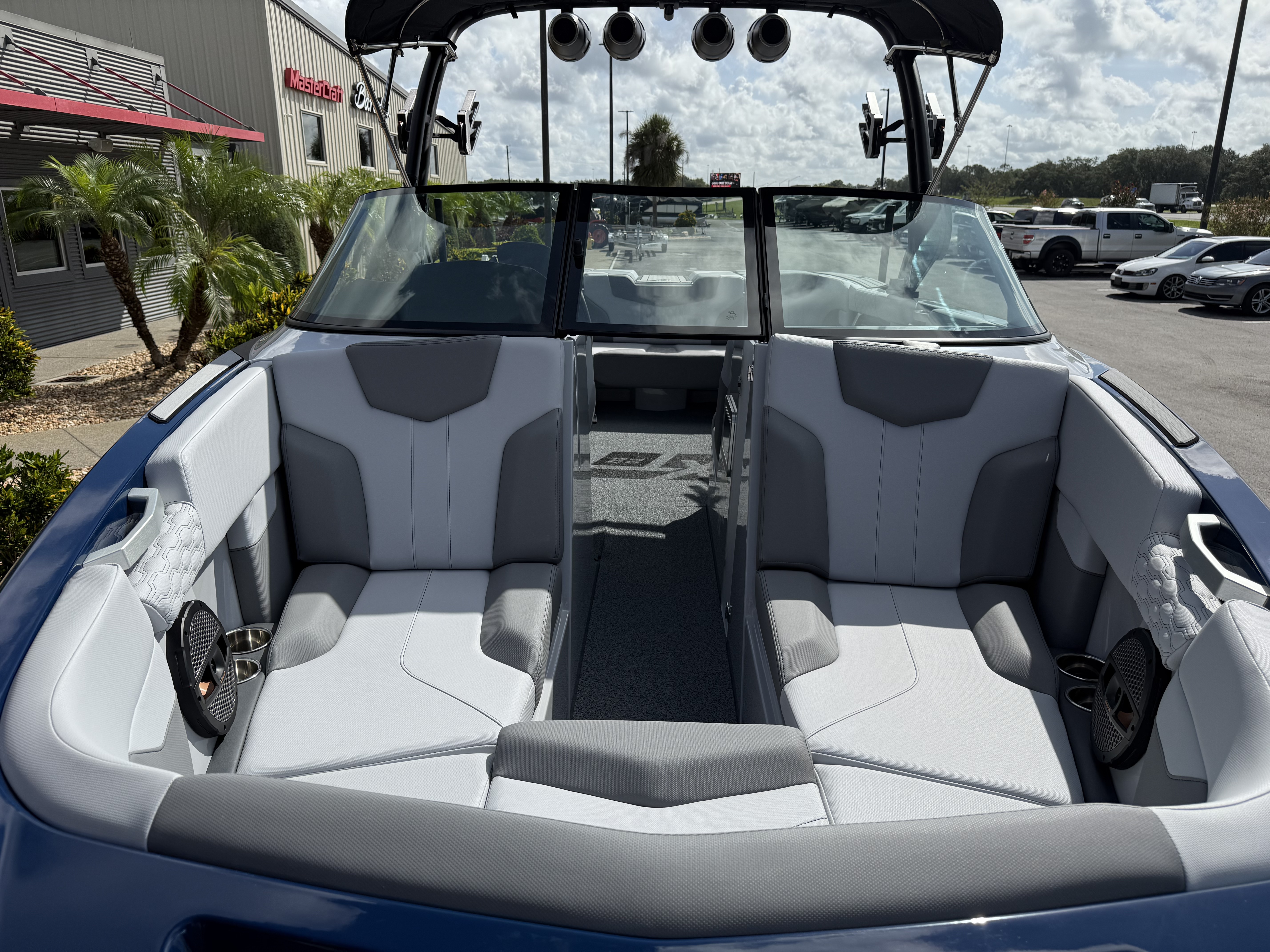 2024 MasterCraft XT22
