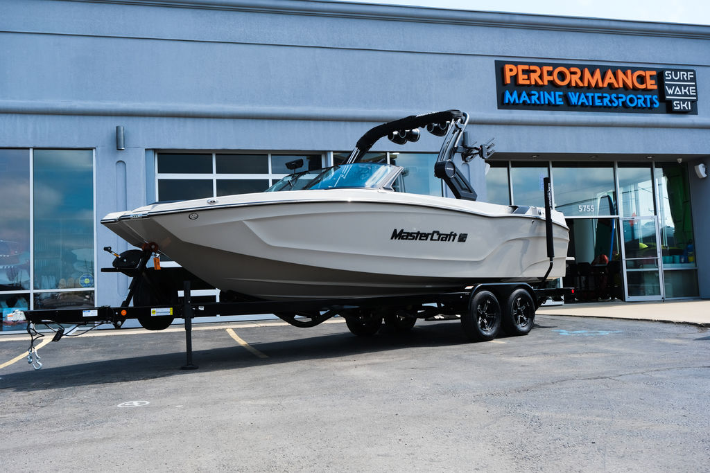 2025 MasterCraft XT24 Icon