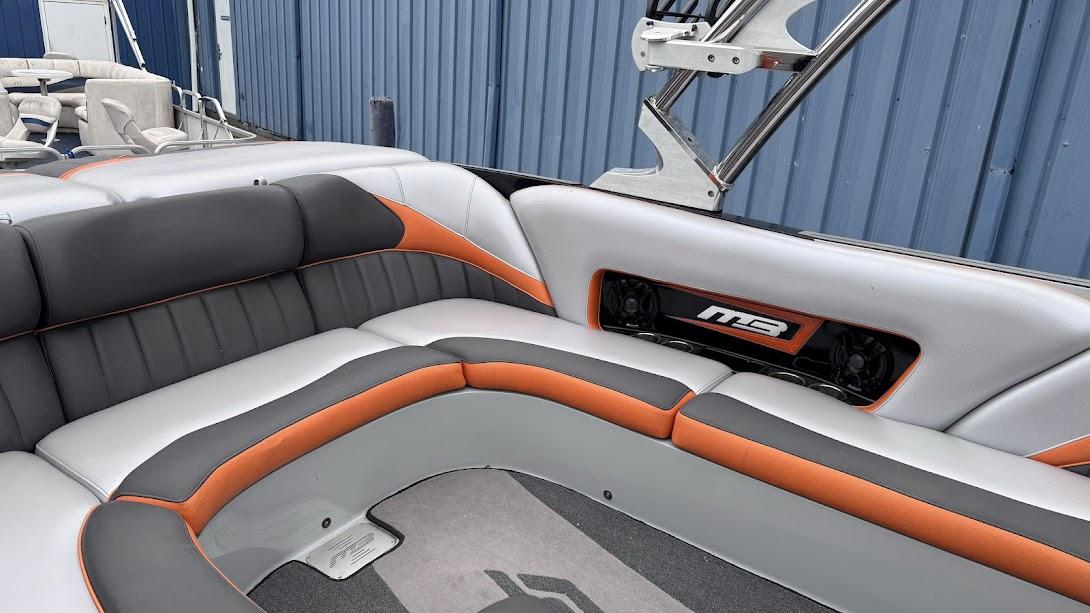 2015 MB SPORTS B52 23′