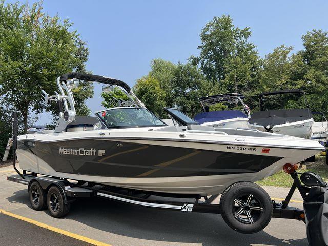 2019 Mastercraft XT-23 | 209860