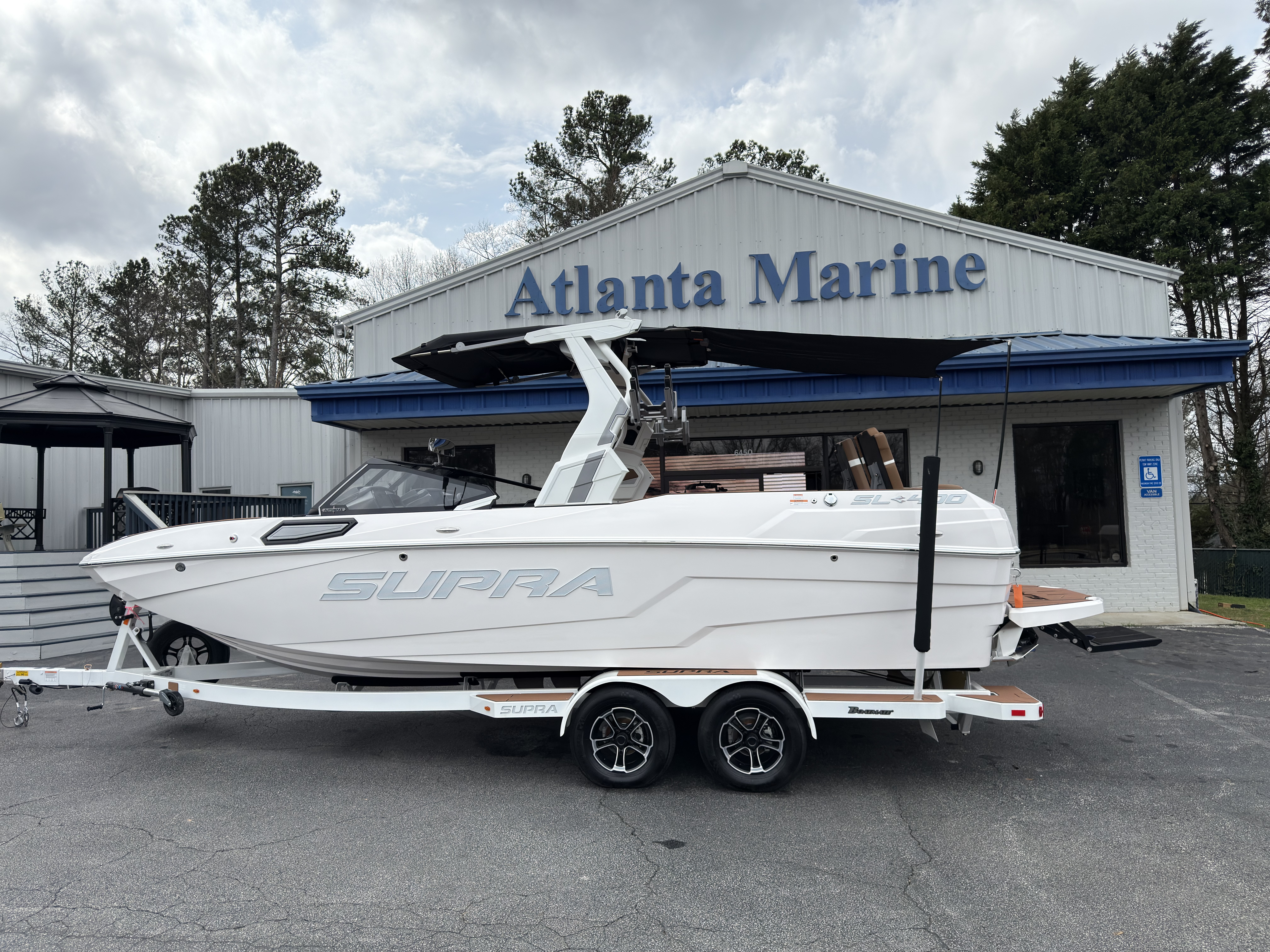 boat.Title