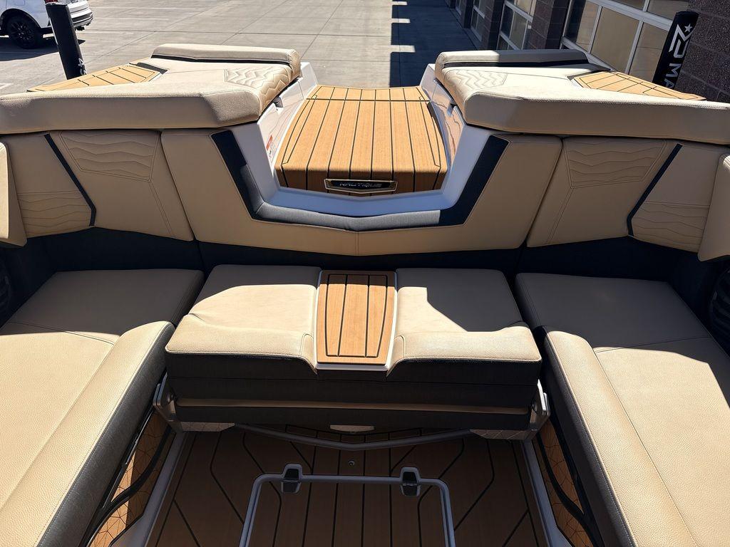 2025 Nautique G25 Centennial Edition