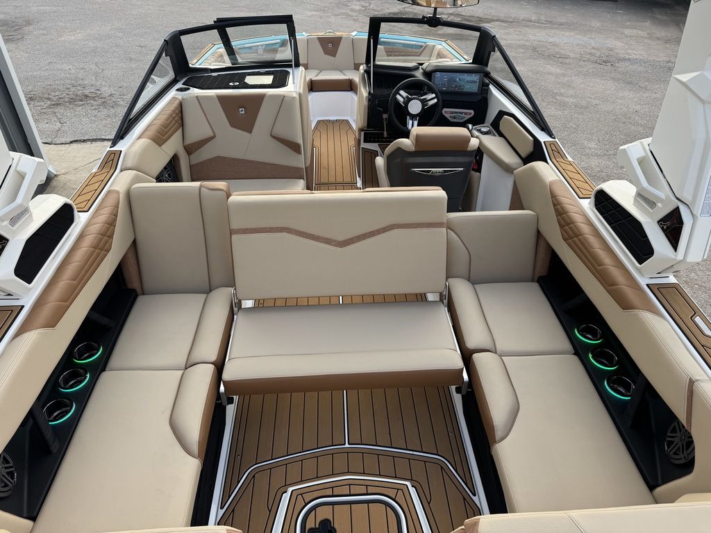 2025 Nautique Super Air Nautique S23