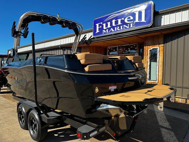 2024 MasterCraft XT24