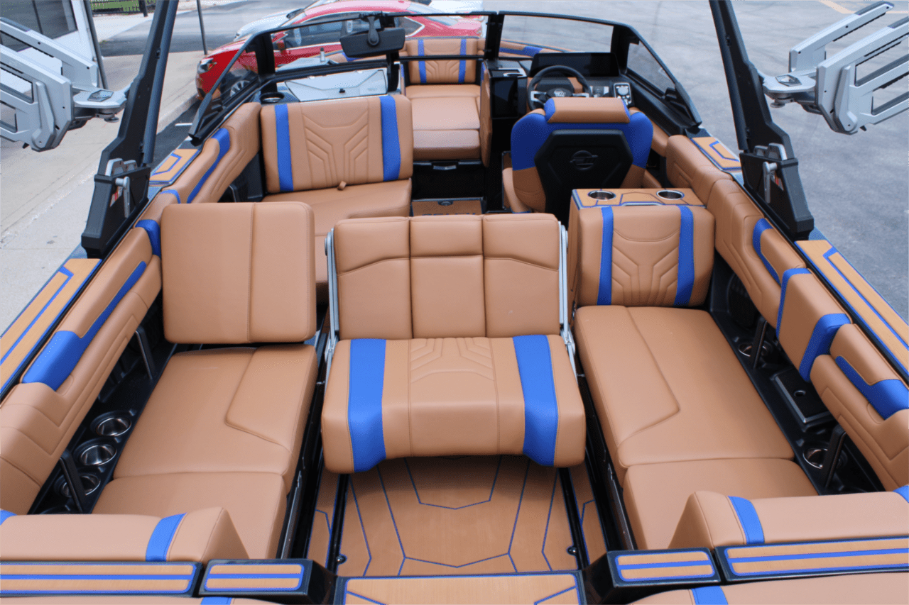 2025 Malibu 25 LSV