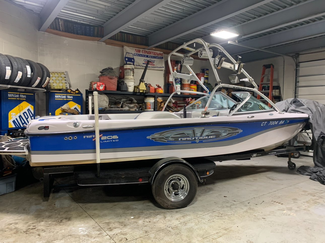 2004 Air Nautique 306