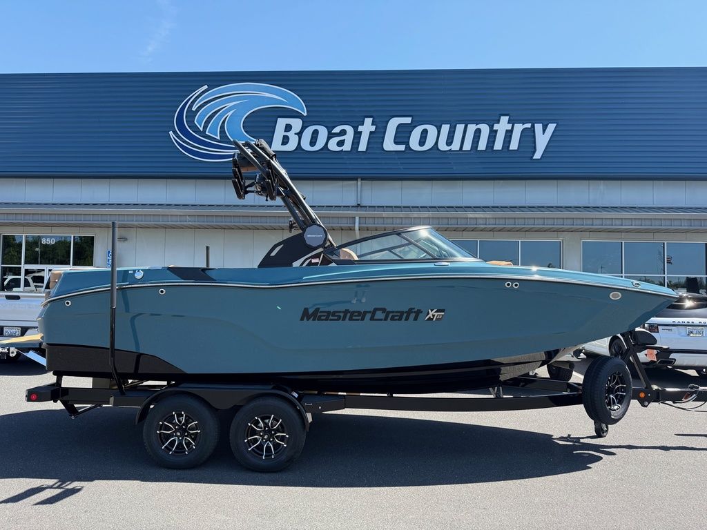 2025 MasterCraft XT22