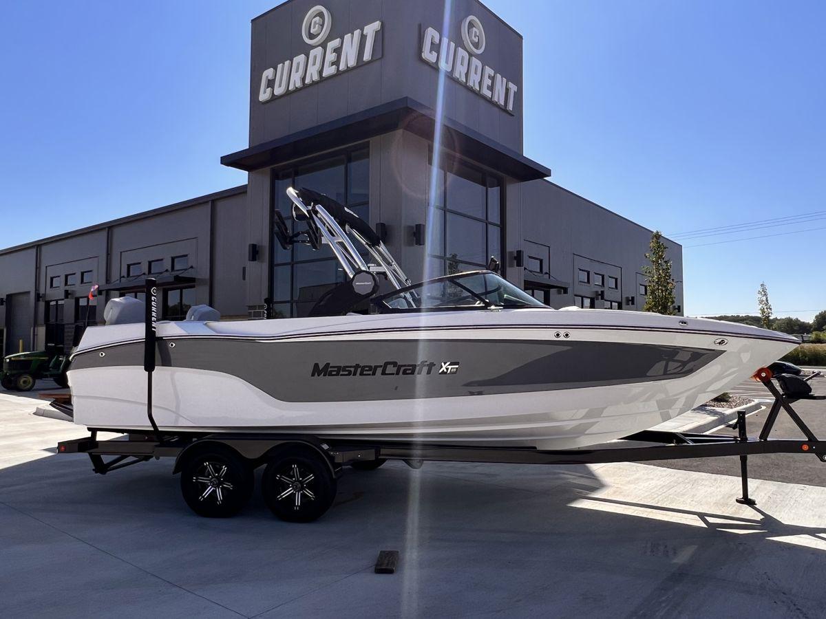 2024 MasterCraft XT25