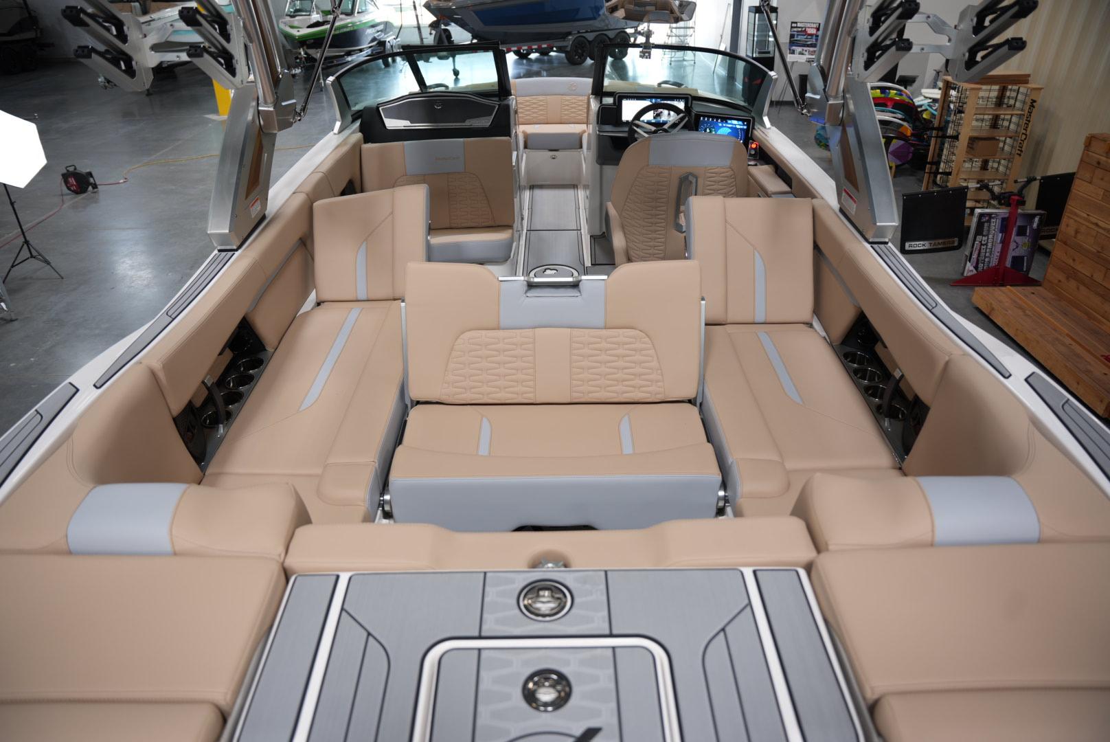 2025 MasterCraft X24 &#8211; NEW ARRIVAL! NEW 2025 COLORS!