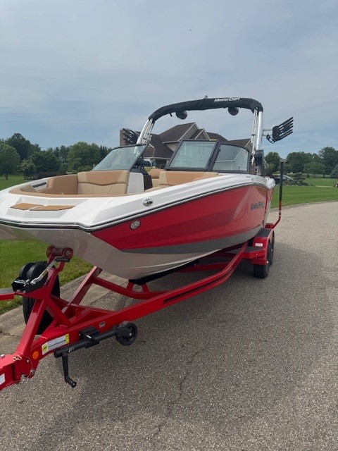 2023 Mastercraft NXT22 - Scarlet & Grey