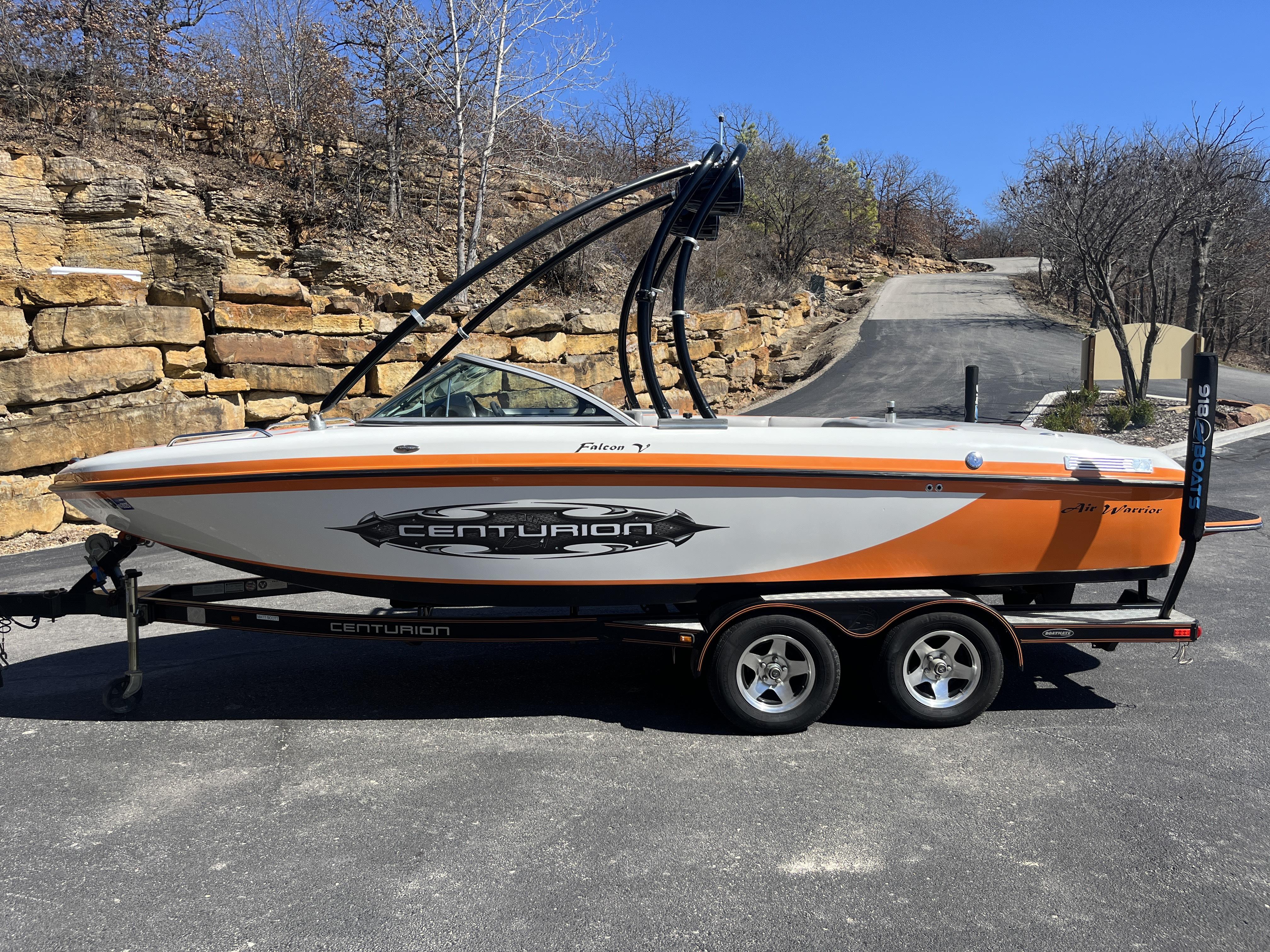 boat.Title