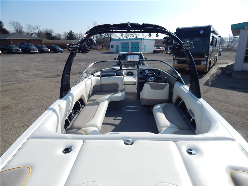 2006 Malibu Wakesetter 23LSV Trailer Power Wedge MLS Ballast Cruise