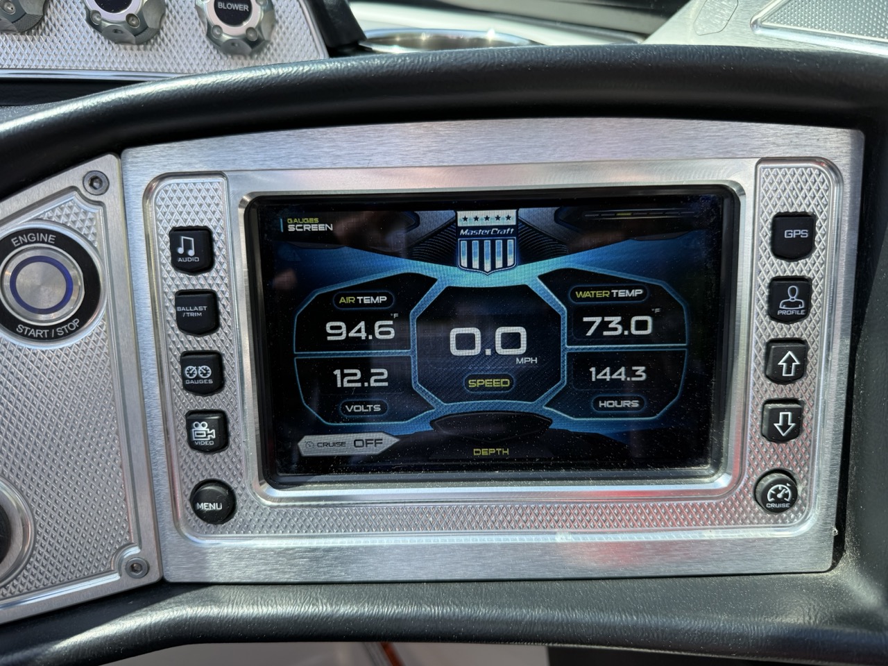 2014 Mastercraft X10 Gen2 surf and only 144 hours
