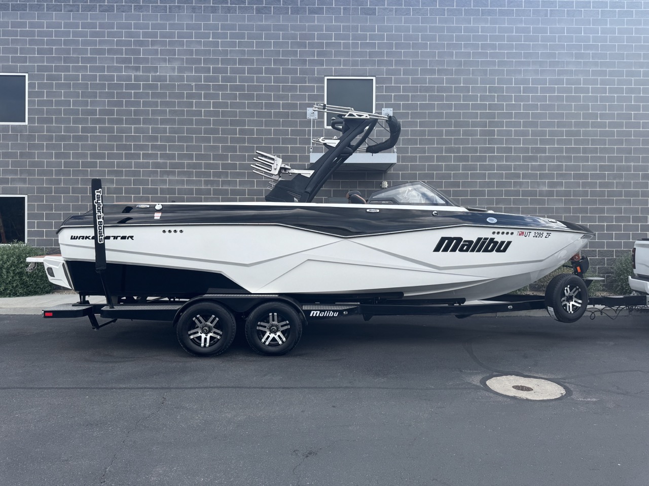 2023 Malibu 25 LSV LT4 Supercharged Well optioned