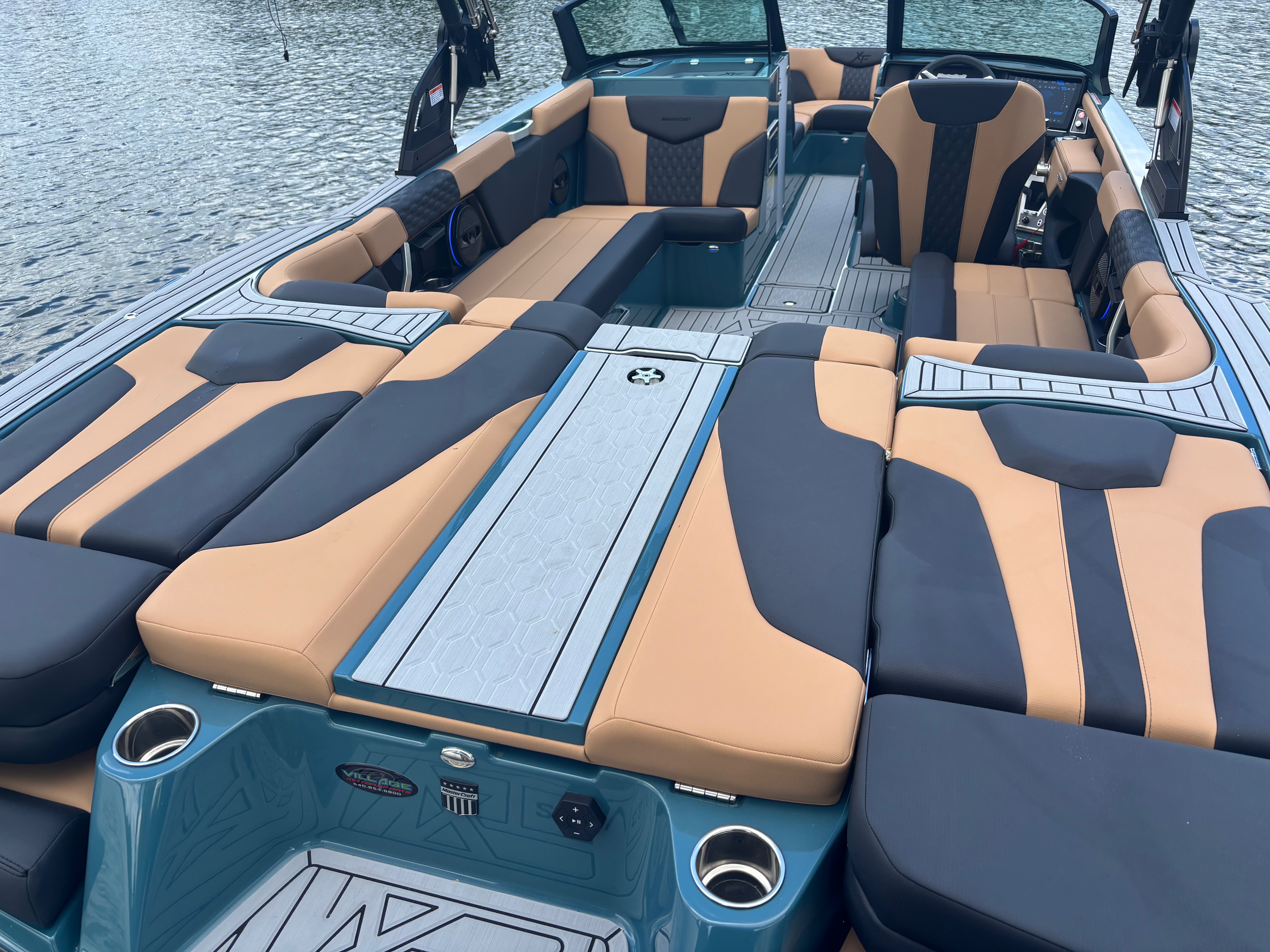 2025 Mastercraft XT23