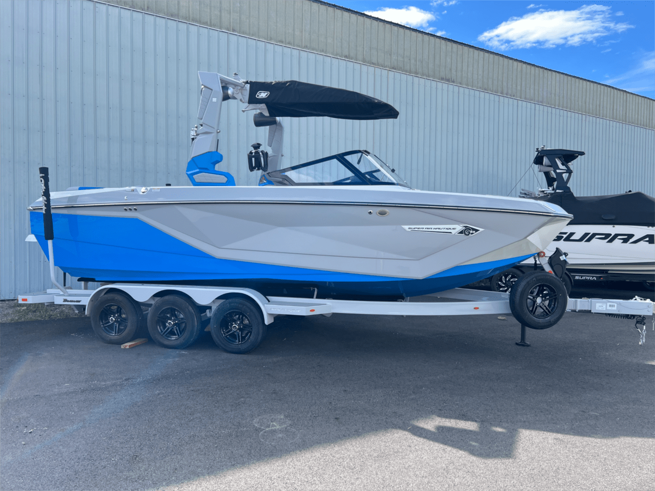 2024 Nautique G23