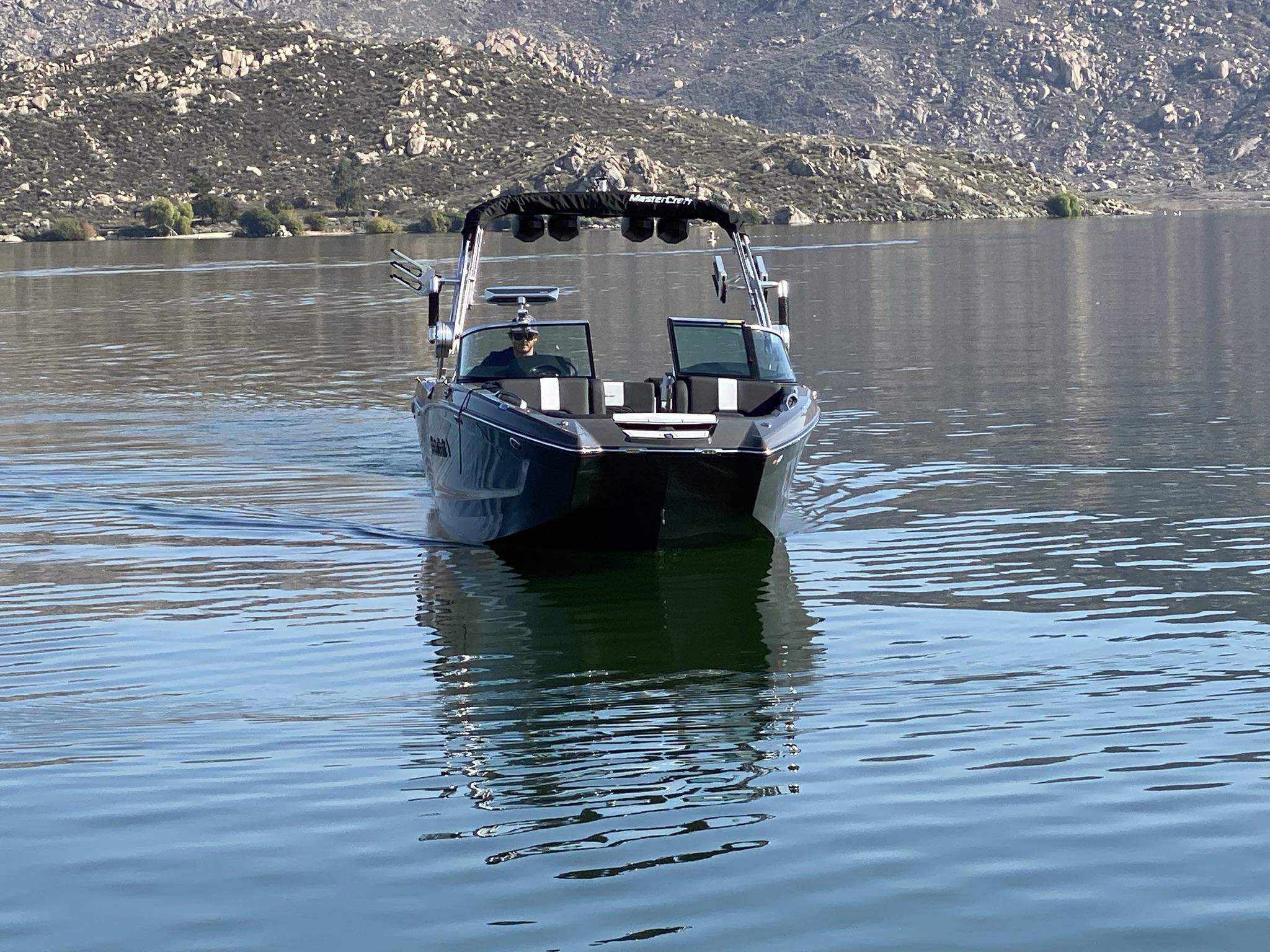 2021 MasterCraft X24