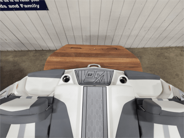2024 MasterCraft XT-25 | 209113