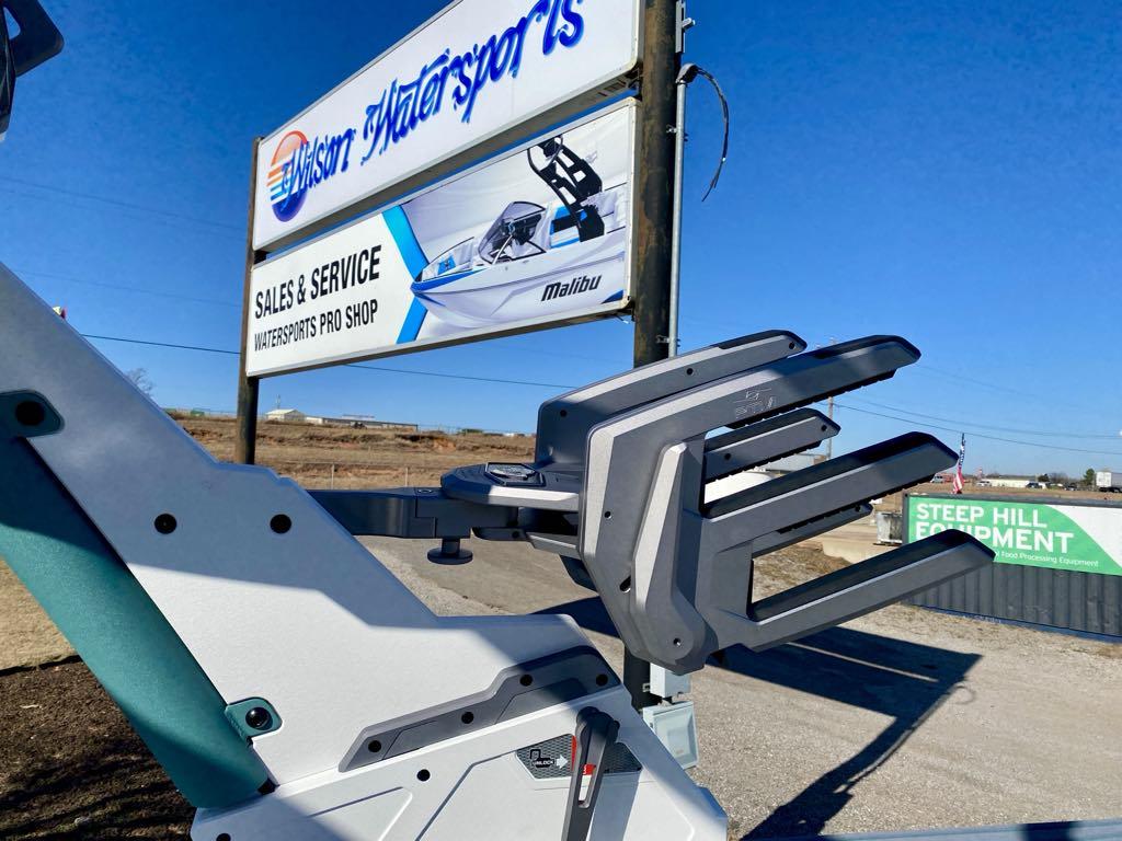 2025 Malibu Wakesetter 24 MXZ