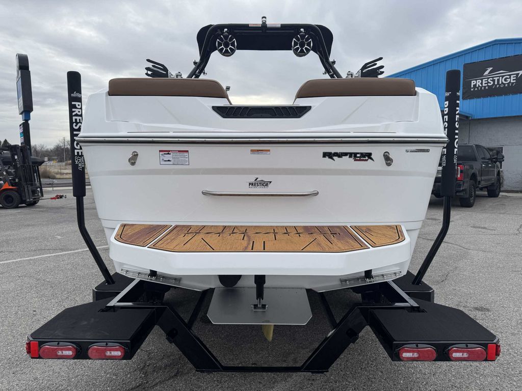 2025 MOOMBA Tykon