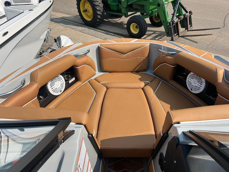 2024 Supreme S220 w/trailer L96 409HP – MUST GO! Icon