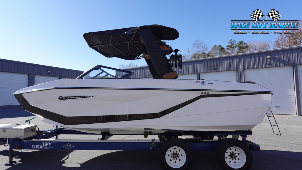 2025 Nautique G23