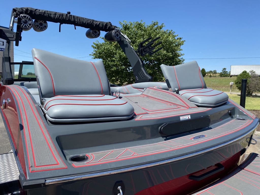 2023 MB Sports B52 Alpha