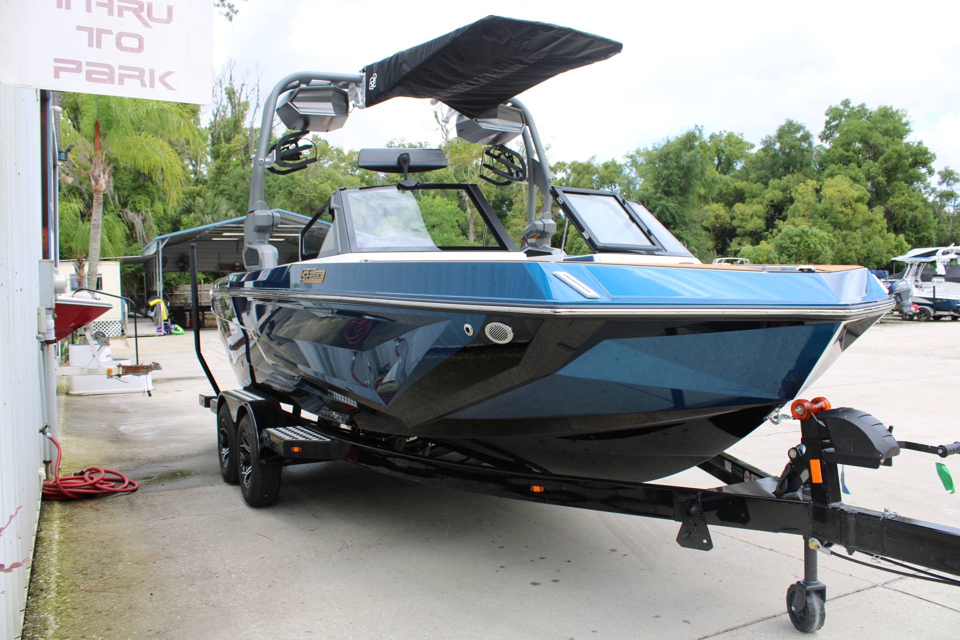 2025 Nautique GS20