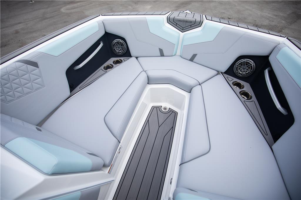 2024 Super Air Nautique GS24