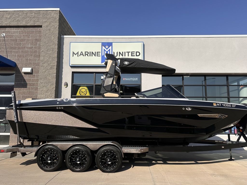 2022 Nautique G25