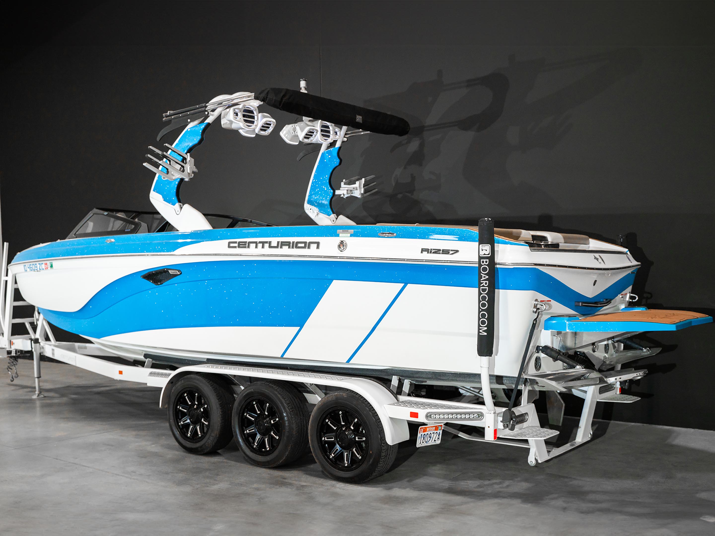 boat.Title