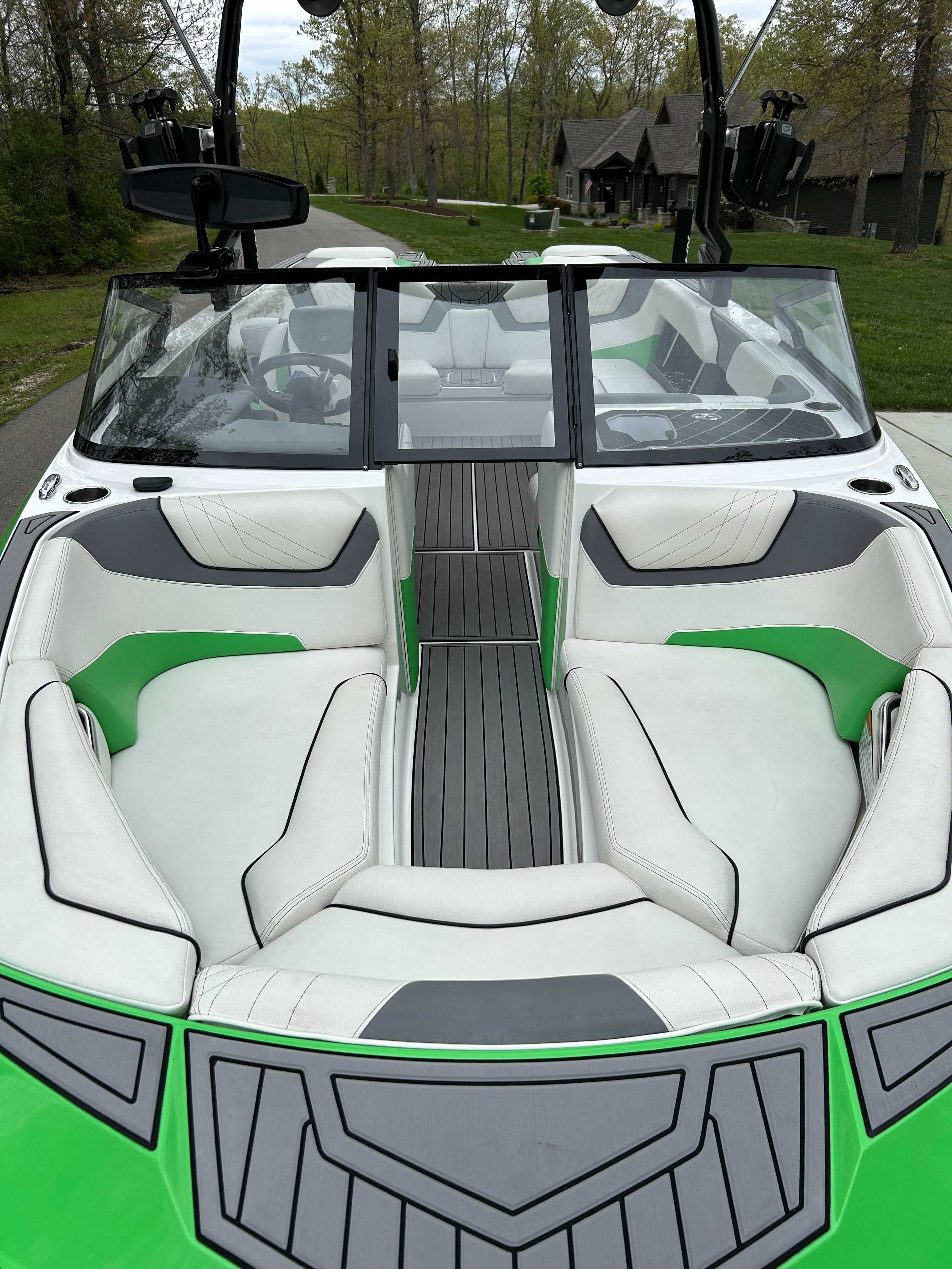 2020 Super Air Nautique