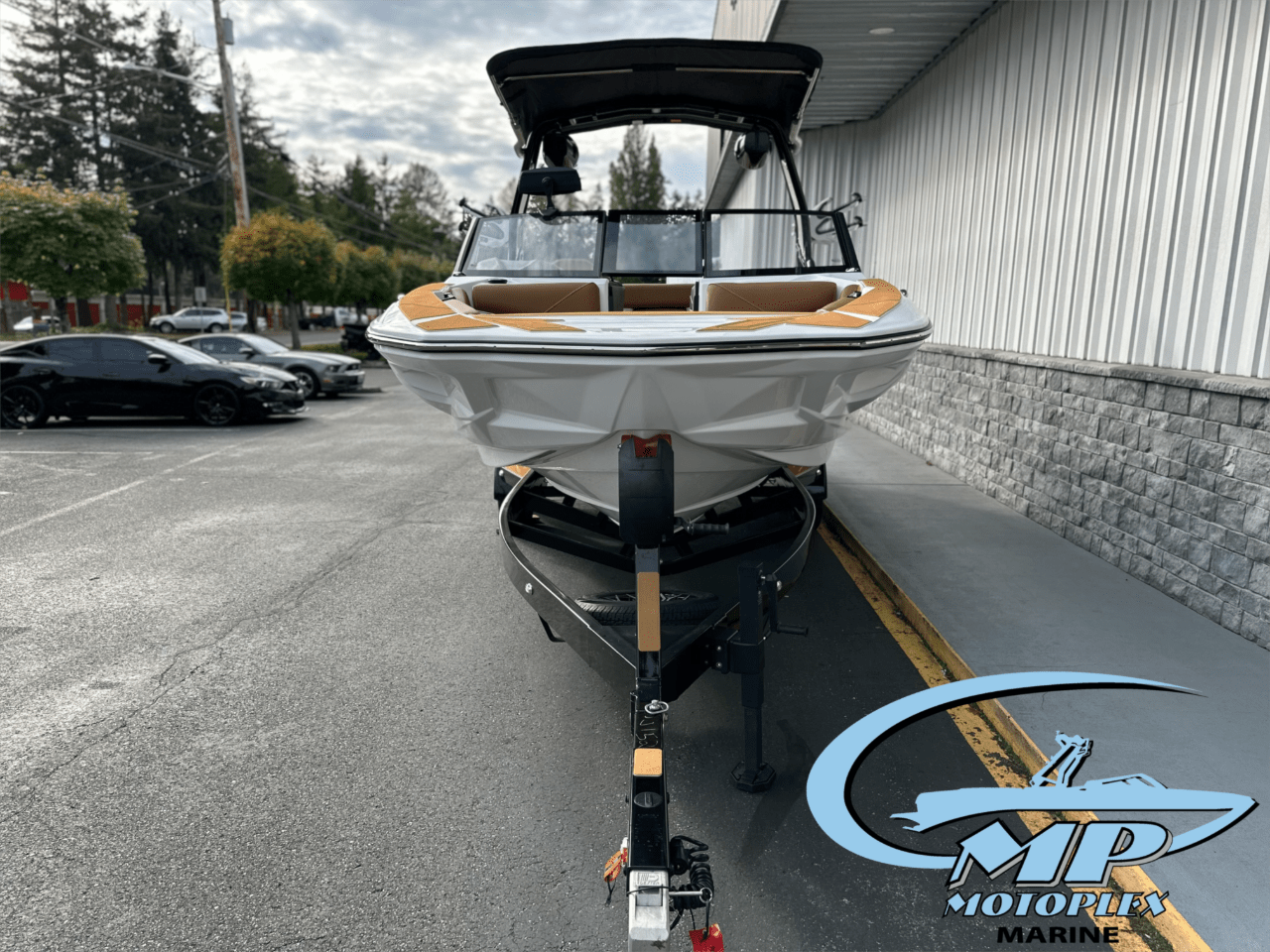 2025 Centurion NV233
