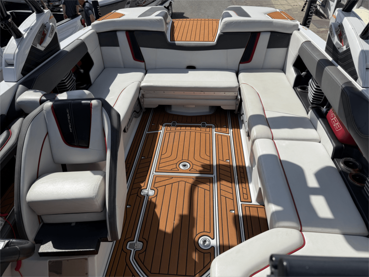 2015 23&#8242; Super Air Nautique &#8220;G23&#8221;