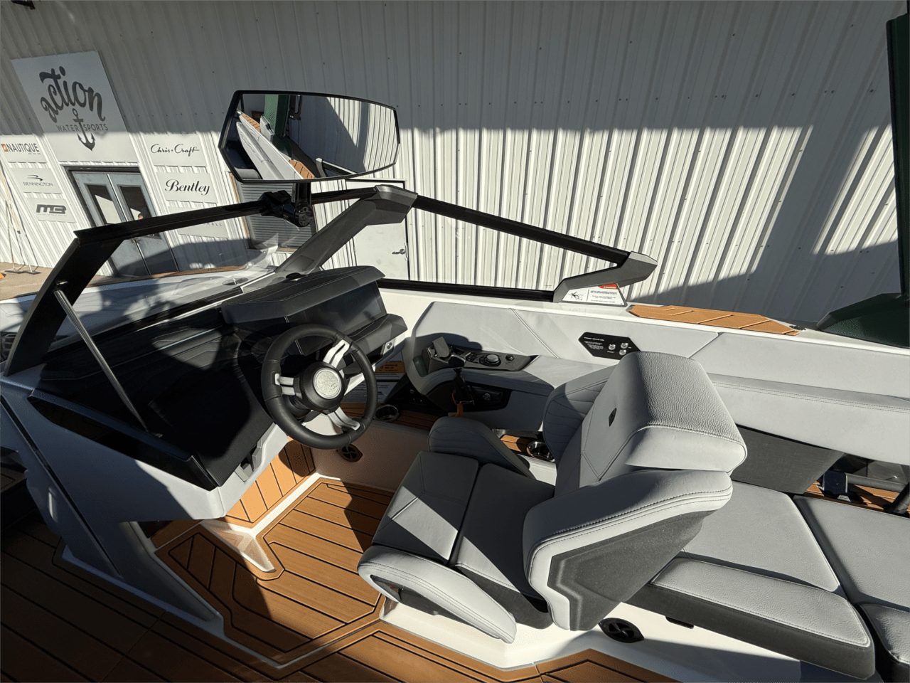 2025 Nautique G25